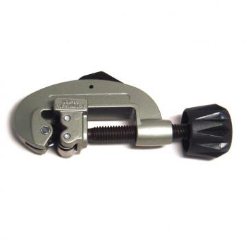 Dao cắt ống đồng Stanley 93-020_28mm